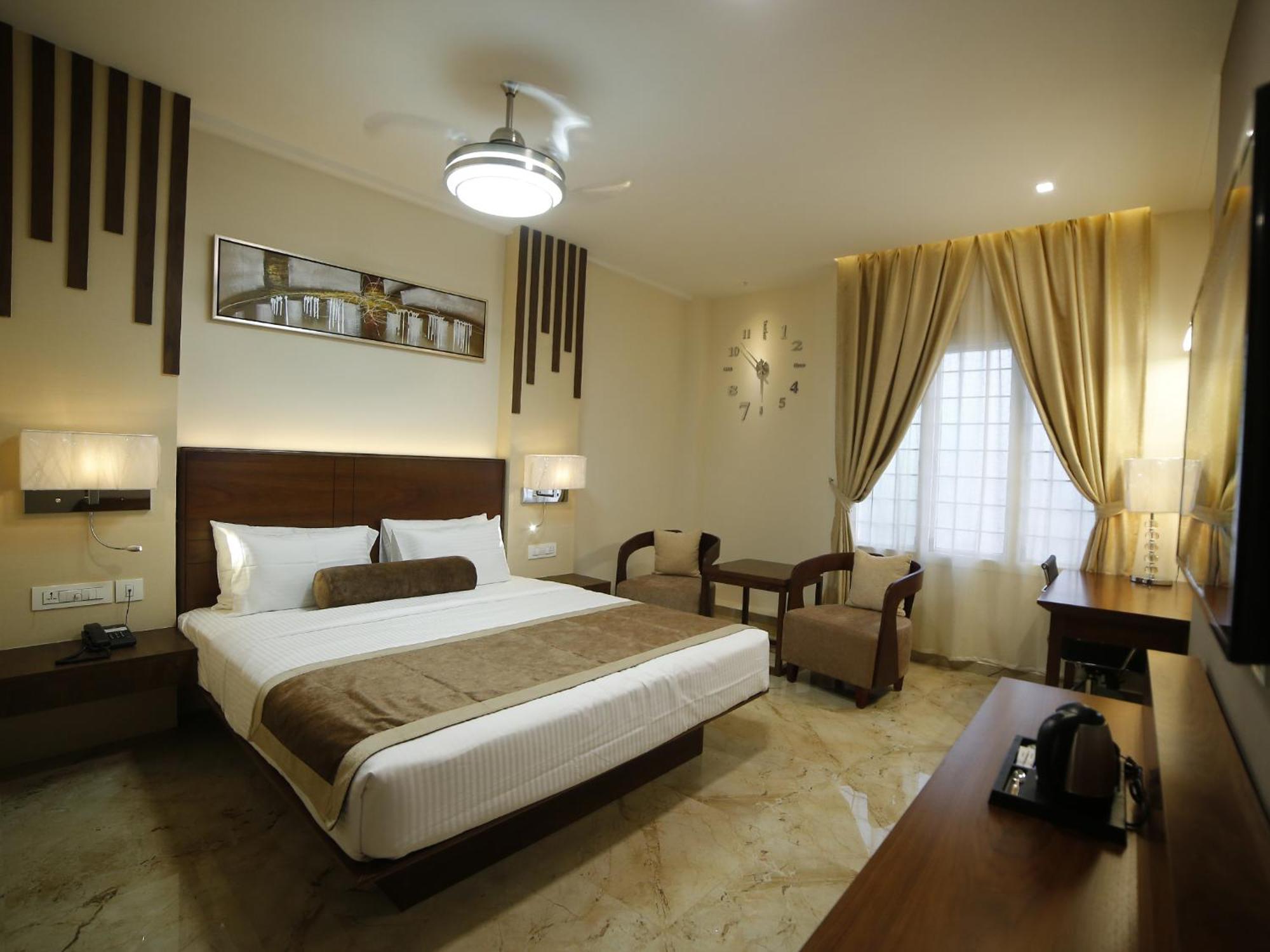 Hotel Annapurna De Royal Guntūr Extérieur photo